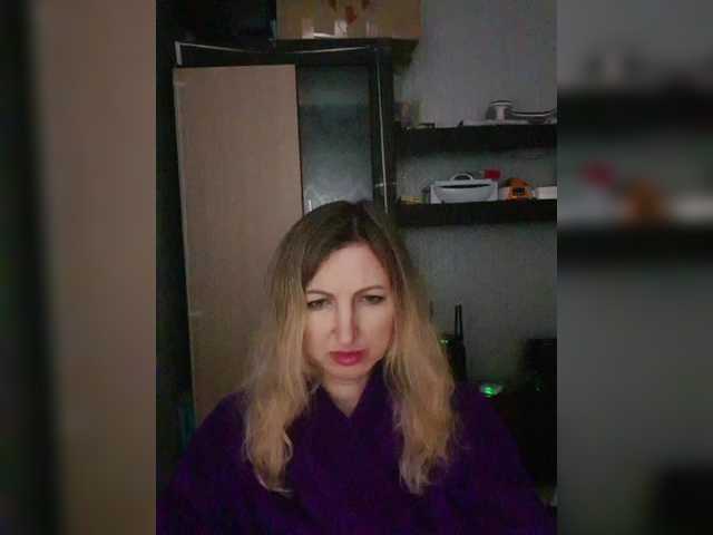 Nushka1939 live cam on BongaCams