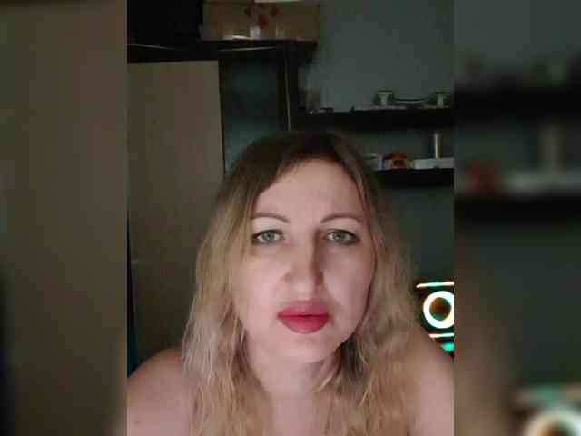 Nushka1984 webcam