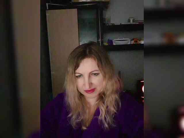 Nushka1984 webcam