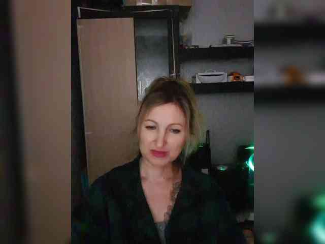 Nushka1984 webcam