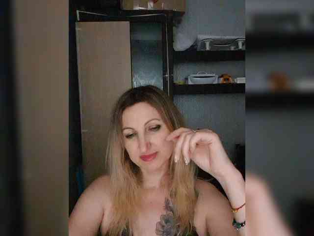 Nushka1939 Sex Cam Show