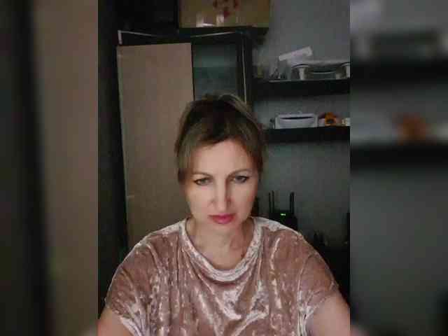 Nushka1984 webcam