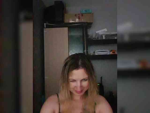 Nushka1984 webcam