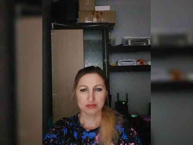 Nushka1984 webcam