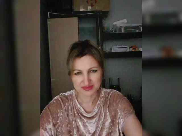 Nushka1984 webcam