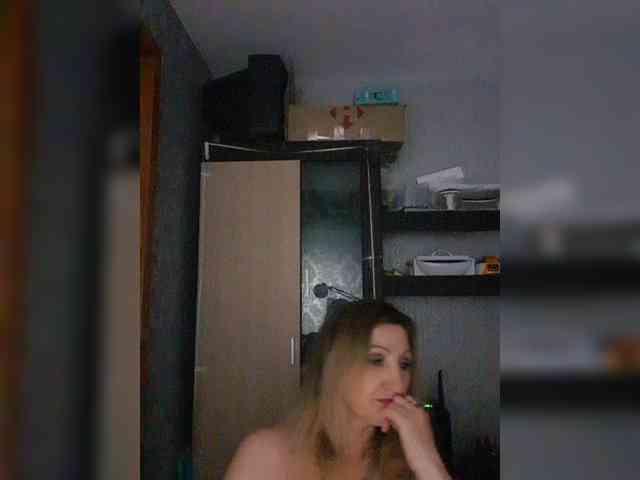 Nushka1939 Sex Cam Show