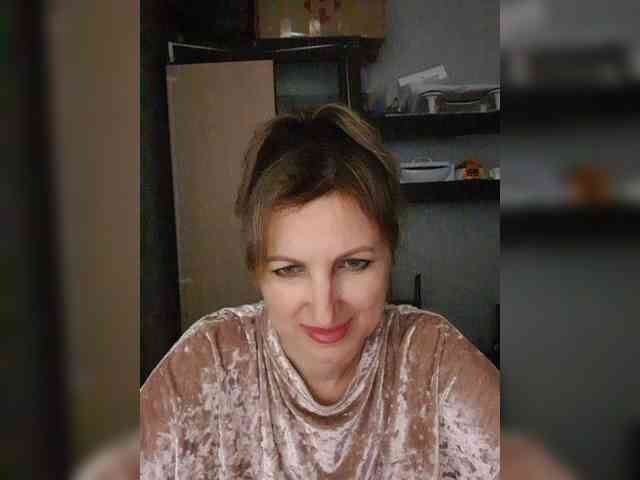 Nushka1984 webcam