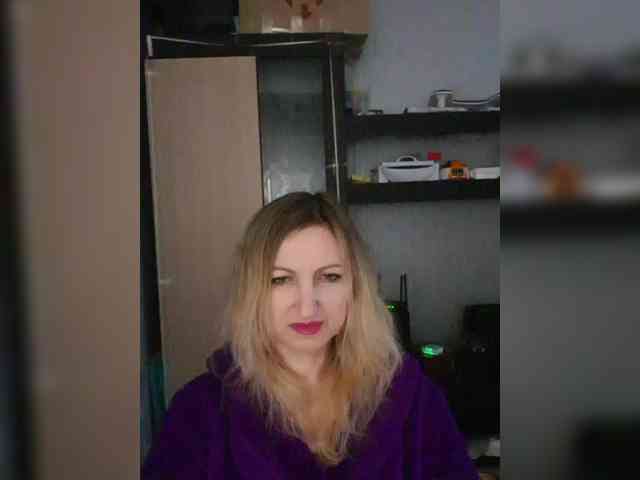 Nushka1984 webcam