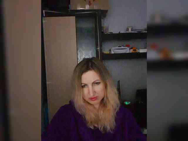 Nushka1984 webcam