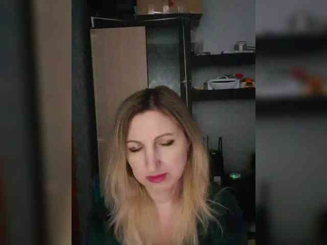 Nushka1984 webcam
