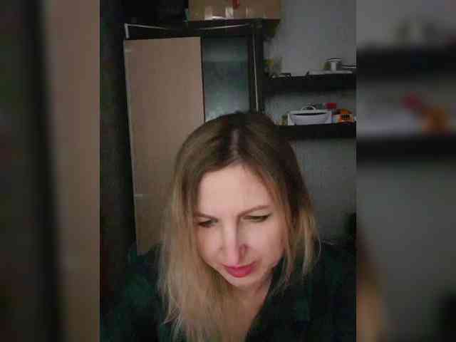Nushka1984 webcam