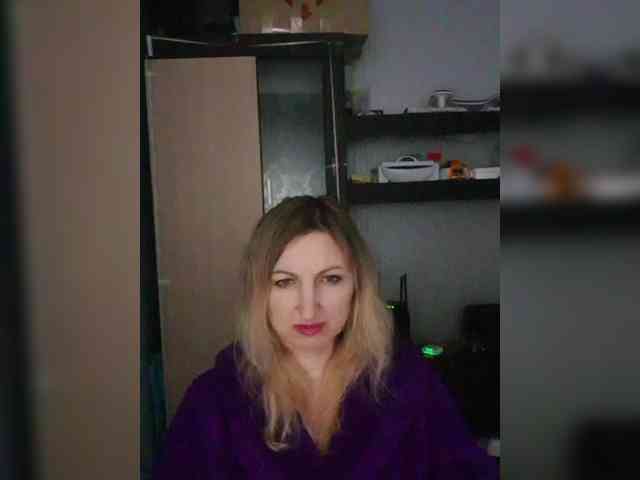 Nushka1984 webcam