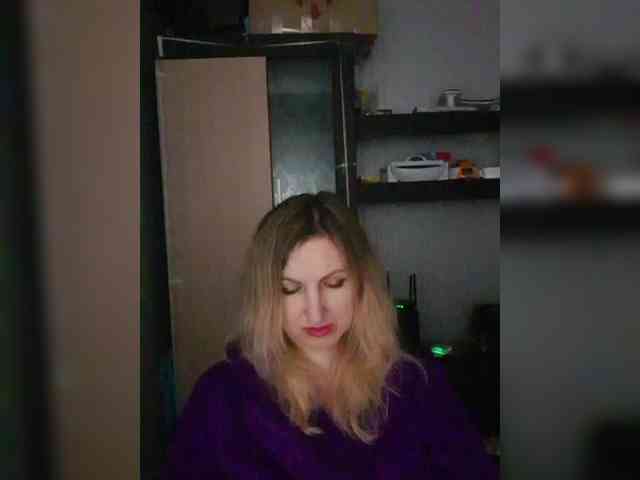 Nushka1984 webcam