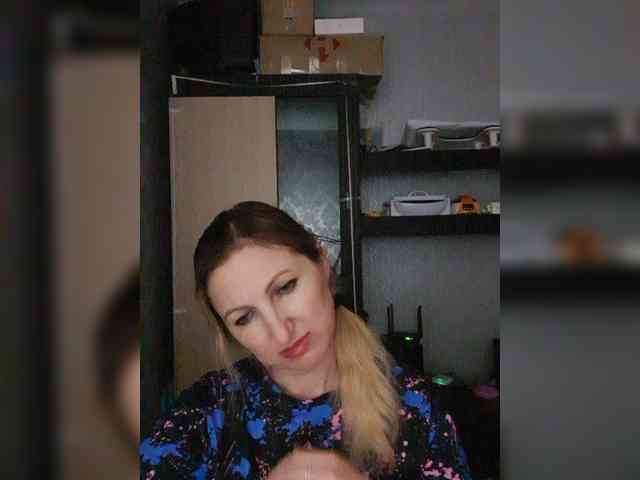 Nushka1984 webcam