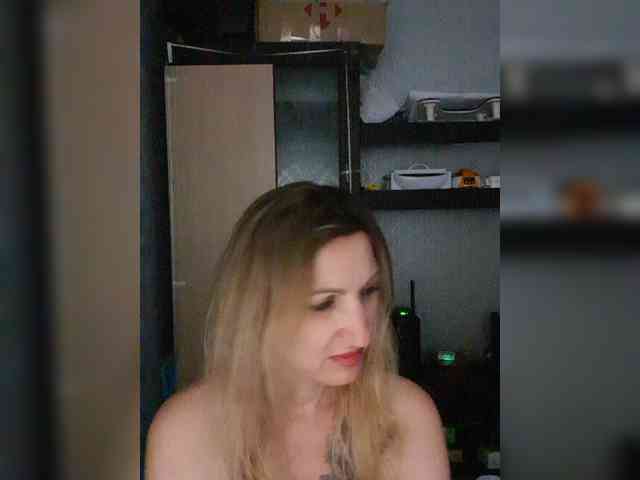 Nushka1939 Sex Cam Show