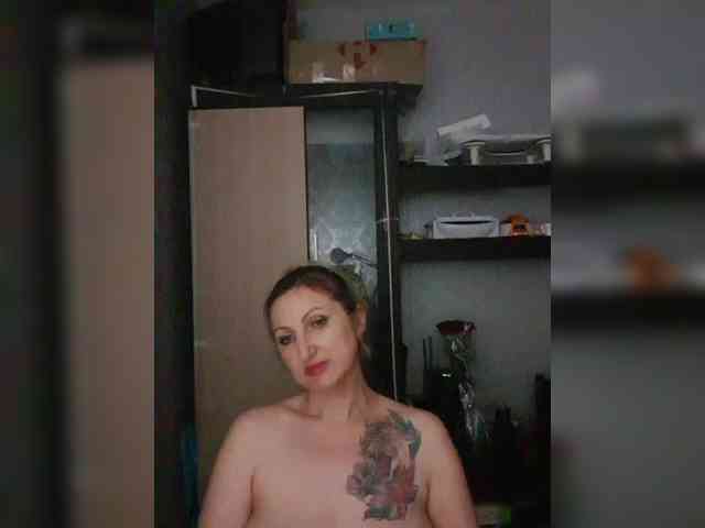 Nushka1984 webcam