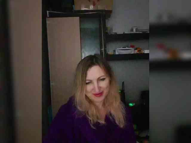 Nushka1984 webcam