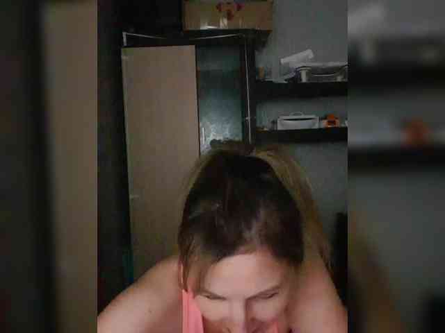 Nushka1984 webcam