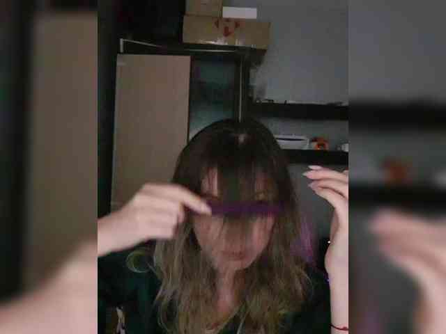 Nushka1984 webcam