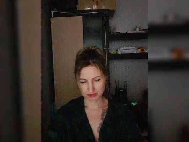 Nushka1984 webcam
