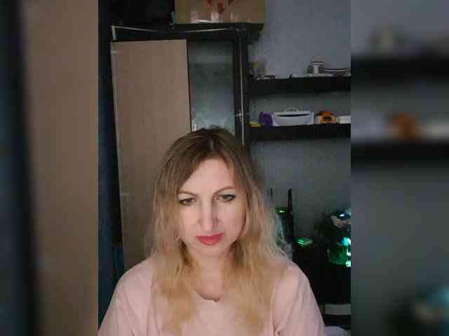 Nushka1984 webcam