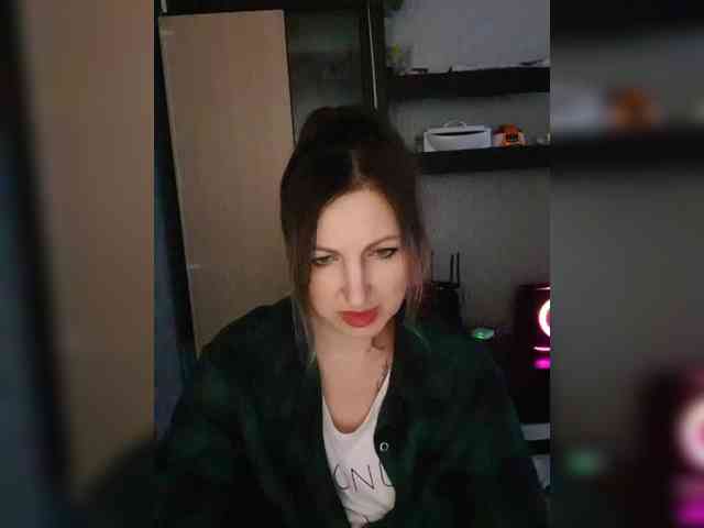 Nushka1984 webcam