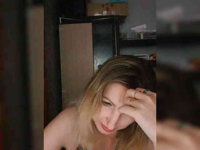 Nushka1939 Sex Cam Show