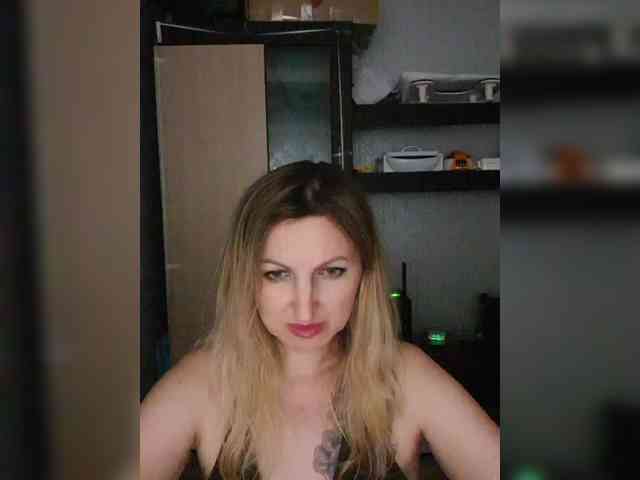Nushka1939 Sex Cam Show