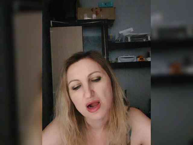 Nushka1984 webcam