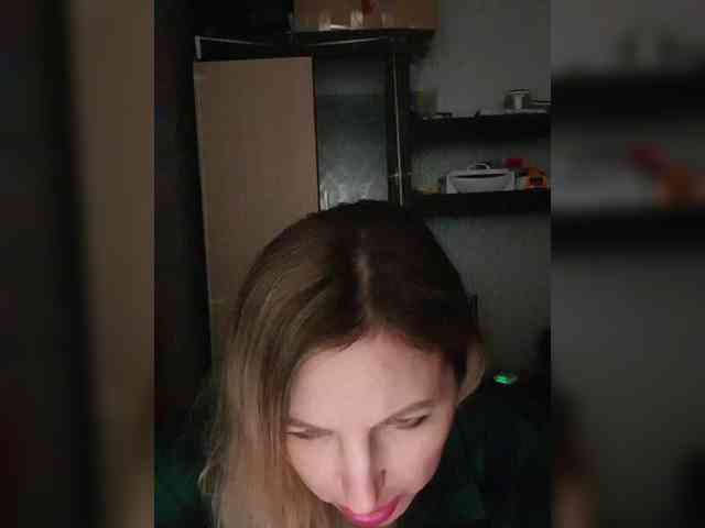 Nushka1984 webcam