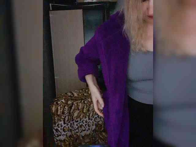 Nushka1984 webcam