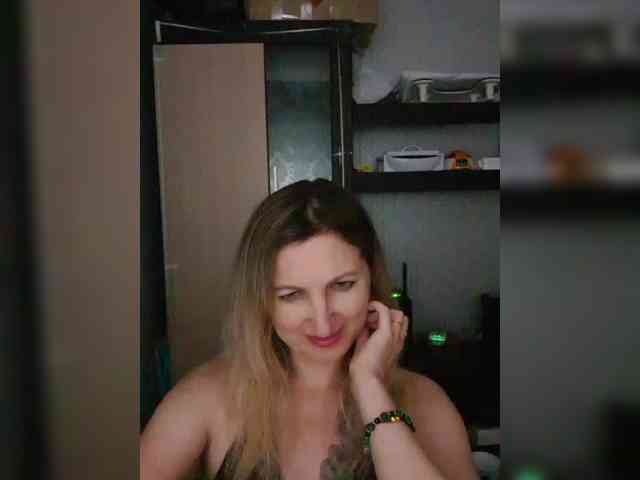 Nushka1939 Sex Cam Show