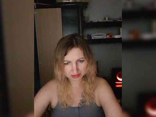 Nushka1984 webcam