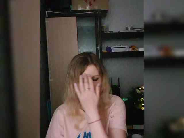Nushka1984 webcam