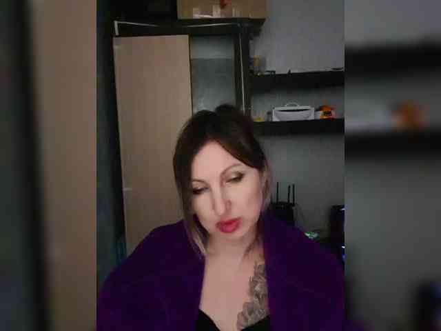 Nushka1984 webcam