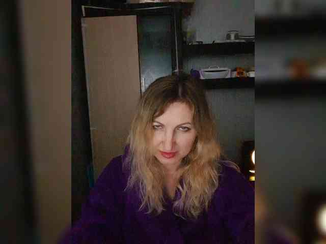Nushka1984 webcam