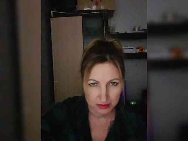 Nushka1984 webcam