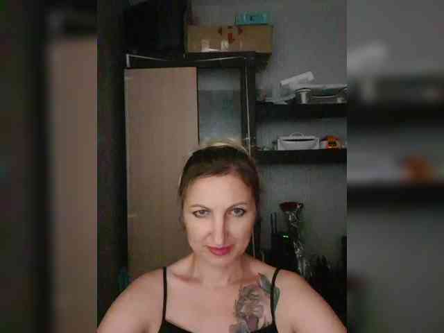 Nushka1939 Sex Cam Show