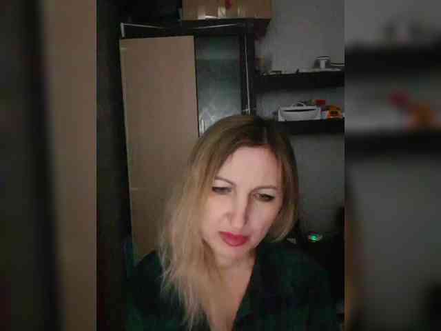Nushka1984 webcam
