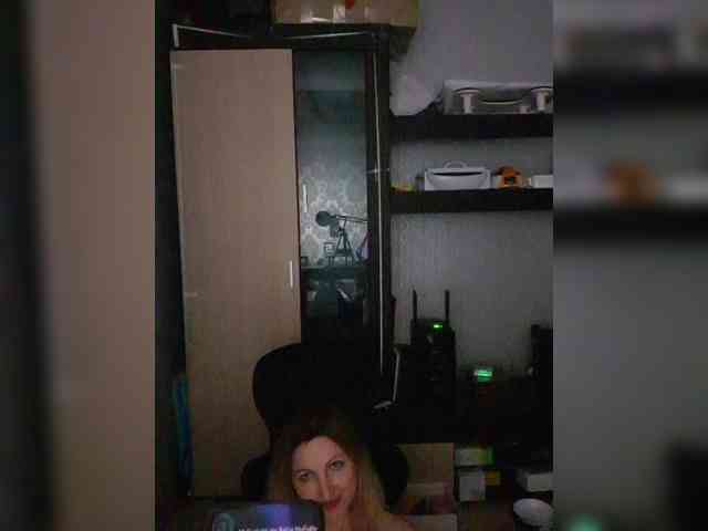 Nushka1939 Sex Cam Show