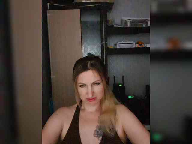 Nushka1939 Sex Cam Show