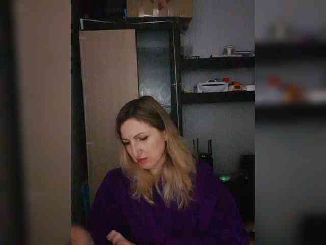 Nushka1984 webcam