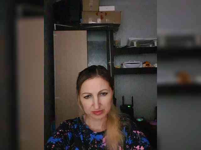 Nushka1984 webcam