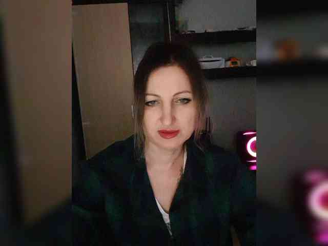 Nushka1984 webcam