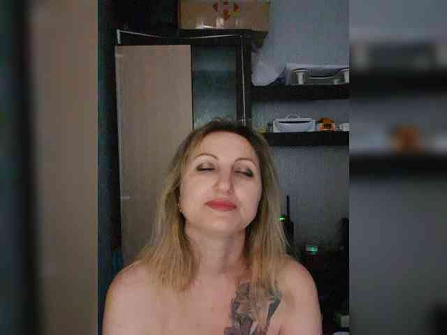 Nushka1939 Sex Cam Show