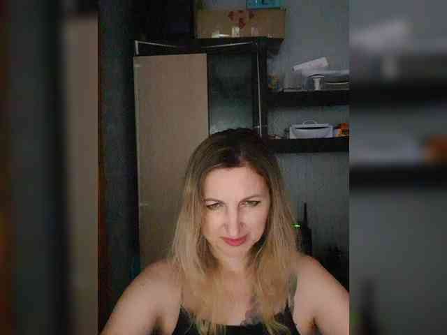 Nushka1939 Sex Cam Show