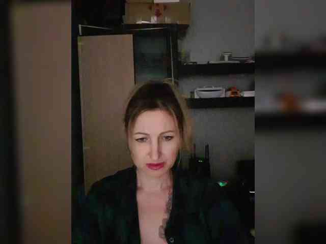 Nushka1984 webcam