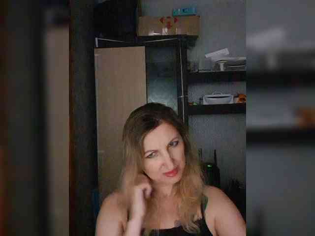 Nushka1984 webcam