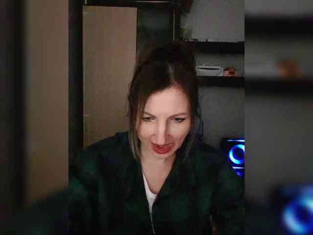 Nushka1984 webcam