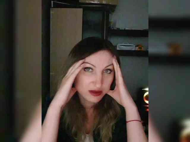 Nushka1984 webcam